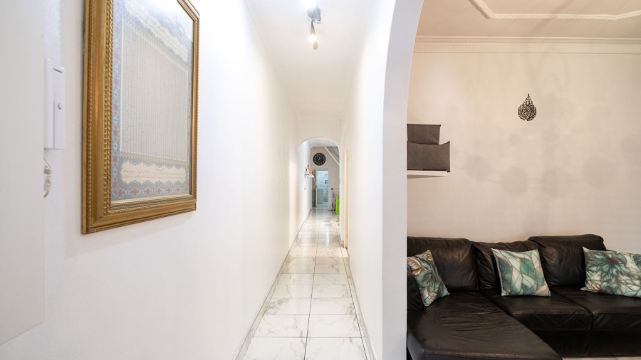 3 Bedroom Property for Sale in Woodstock Western Cape